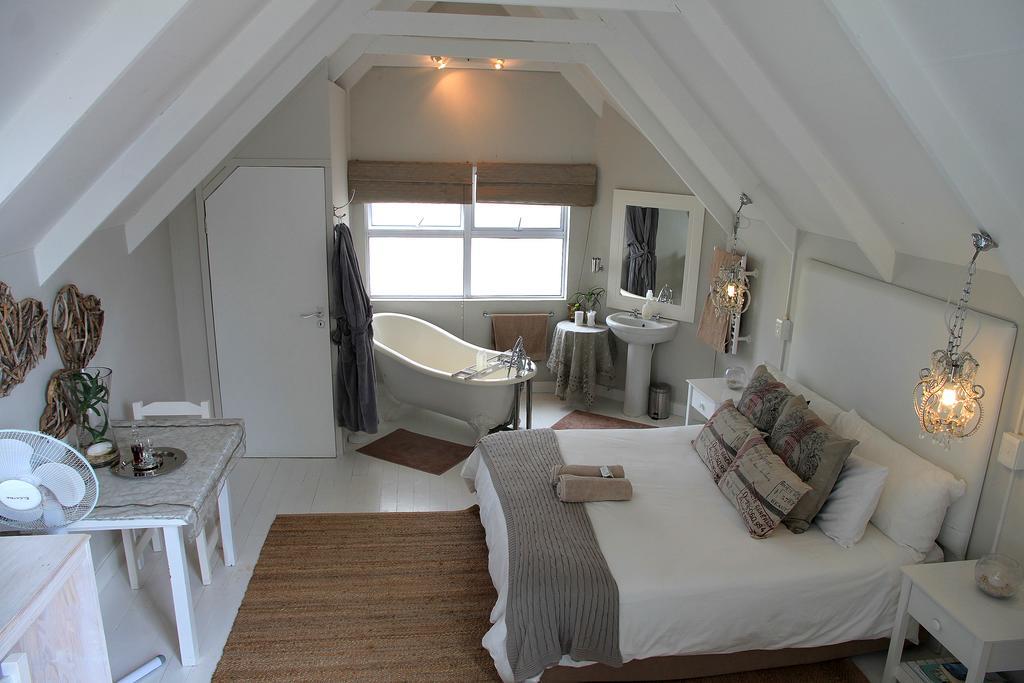 Sea Breeze Beach House Плетенбърг Бей Екстериор снимка