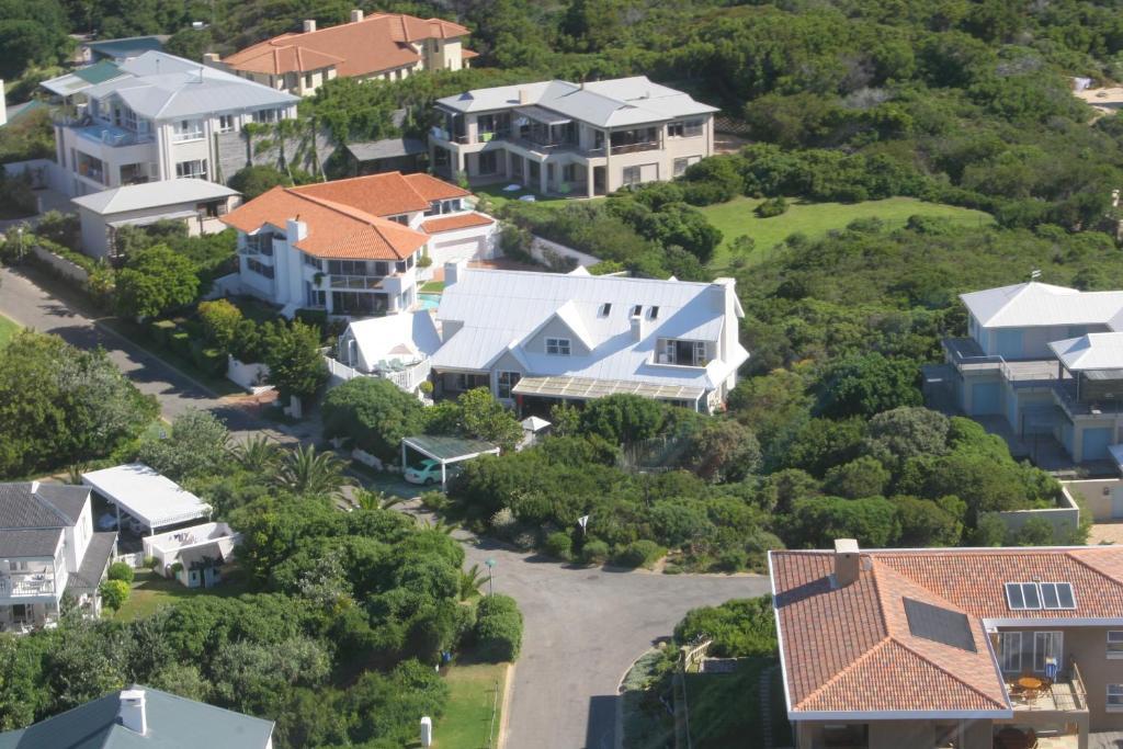 Sea Breeze Beach House Плетенбърг Бей Екстериор снимка