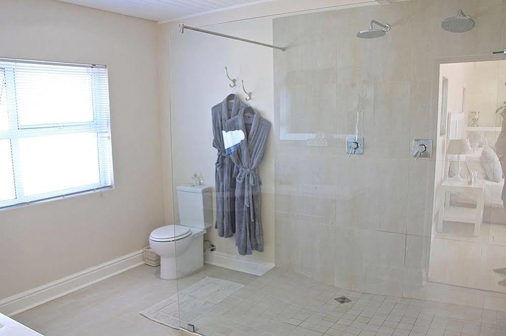 Sea Breeze Beach House Плетенбърг Бей Екстериор снимка