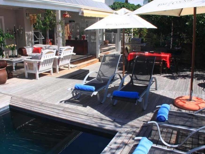Sea Breeze Beach House Плетенбърг Бей Екстериор снимка